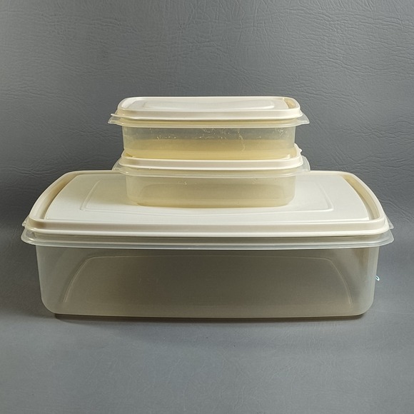 Rubbermaid Other - Rubbermaid Servin Saver Lot Of 3- (2) #10 12 Oz & #10 17 Cup Almond‎ Rectangle